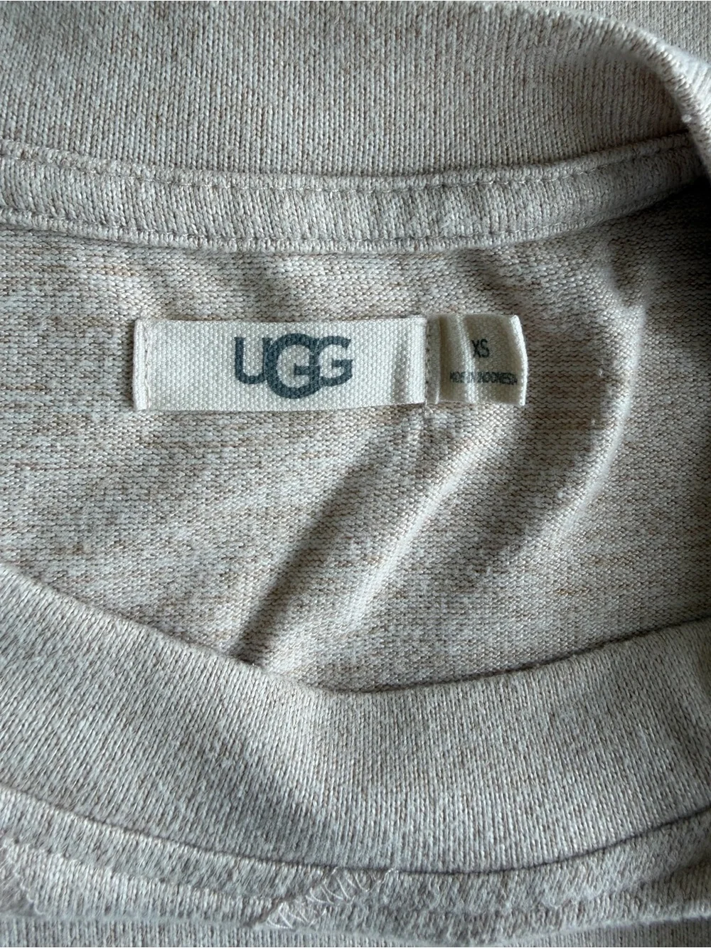 UGG Sweatshirt Pullover XS Women’s Soft Loungewear Beige Long Sleeve
